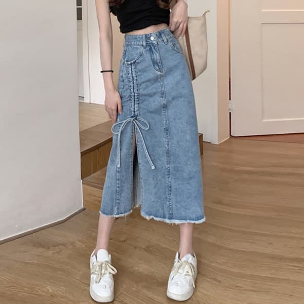 Váy denim buộc lệch