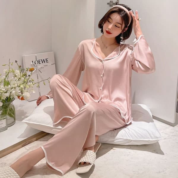 bộ đồ ngủ lụa băng cho nữ
