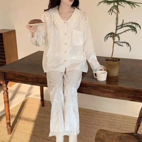 Bộ đồ ngủ vải nhung thời trang
