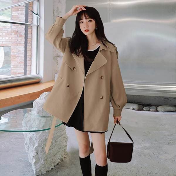 Áo coat tay bồng phong cách Anh Quốc