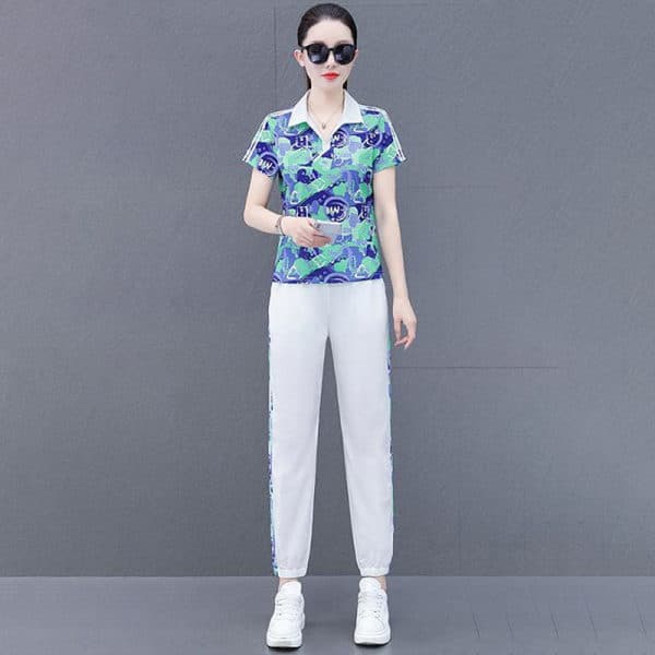 Set đồ thể thao in họa tiết